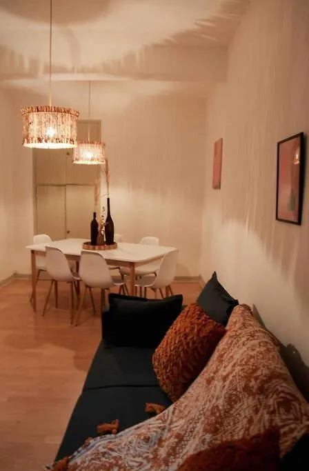 Appartement Chaleureux Au Centre Du Village Montesquieu-Volvestre 0*,  Francja